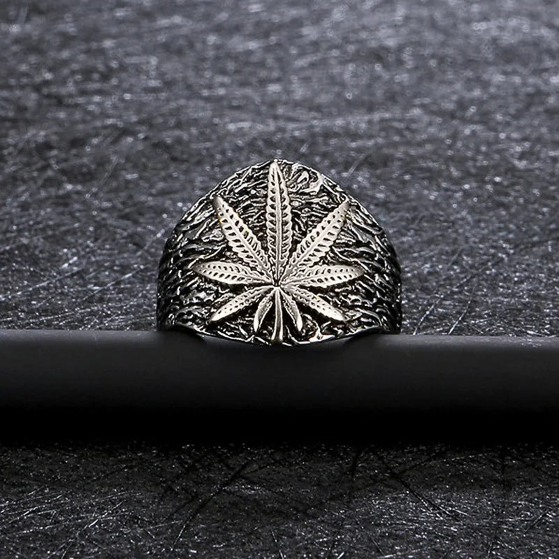 Retro Cannabis Leaf Open Ring